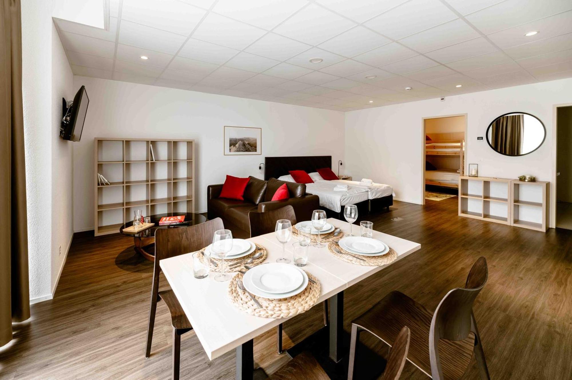 Los Lorentes Apartments Bern Airport Belp Eksteriør bilde