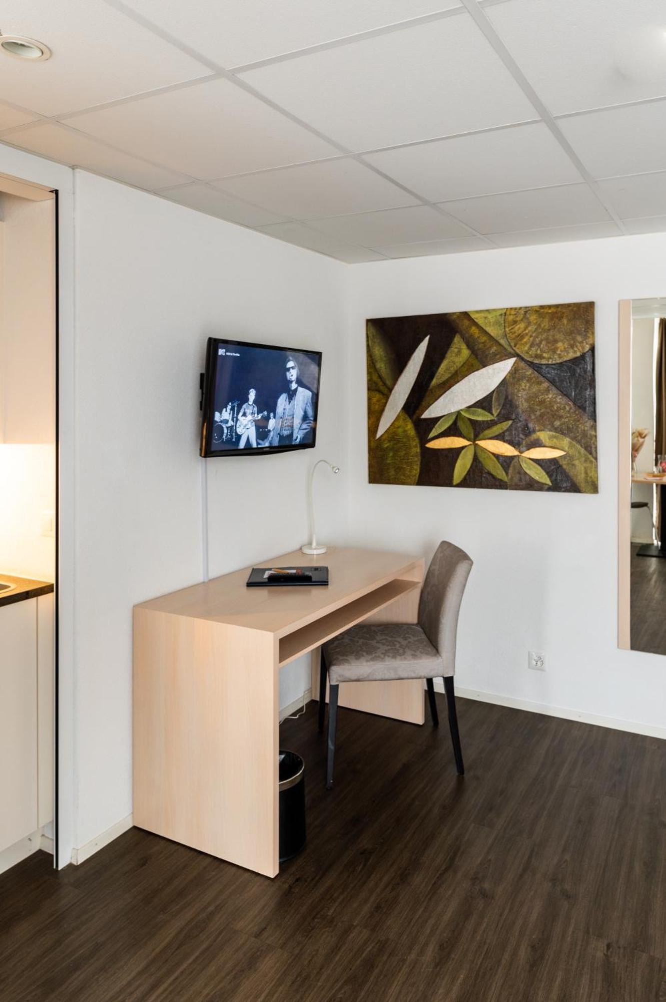 Los Lorentes Apartments Bern Airport Belp Eksteriør bilde