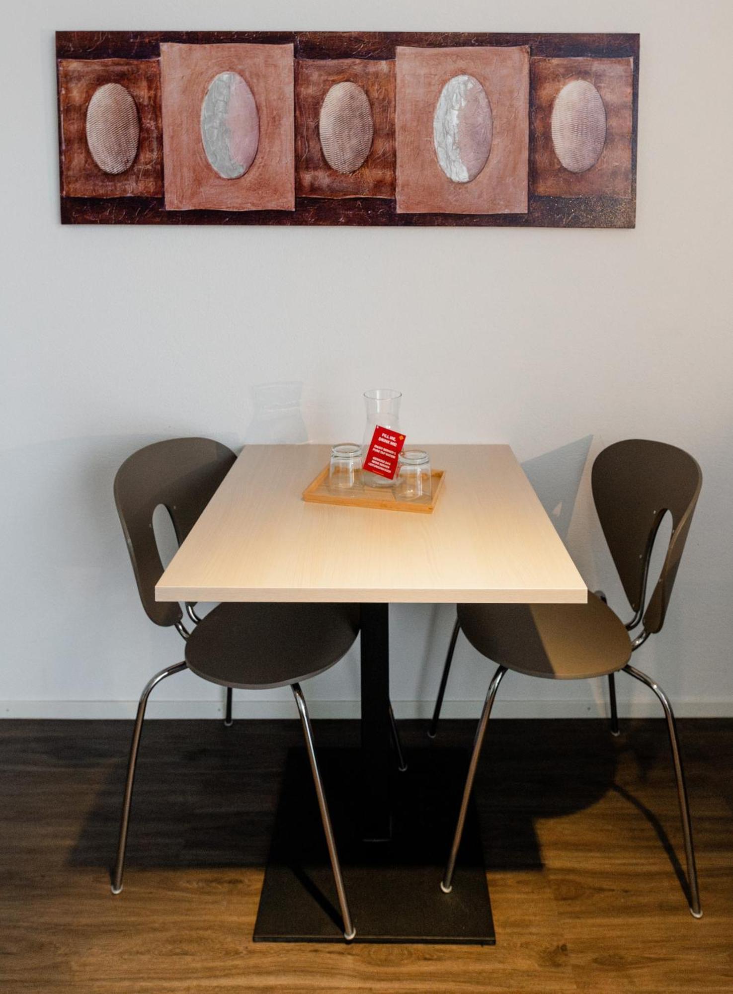 Los Lorentes Apartments Bern Airport Belp Eksteriør bilde