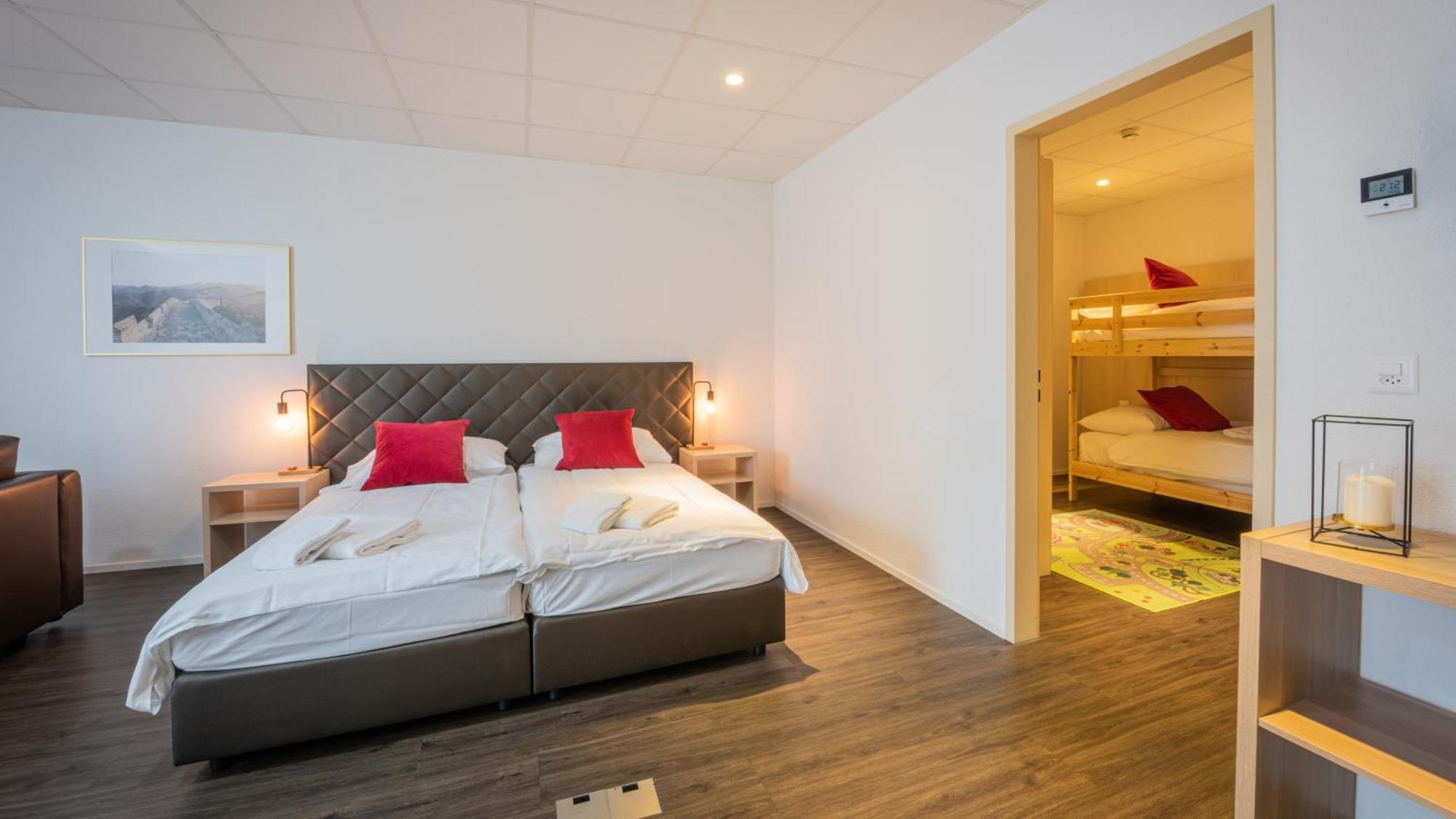 Los Lorentes Apartments Bern Airport Belp Eksteriør bilde