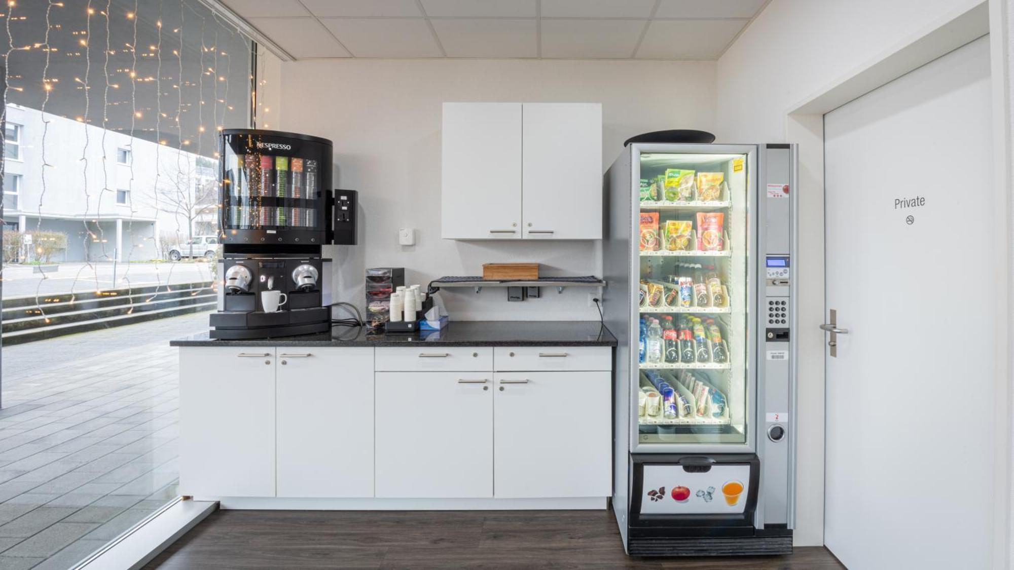 Los Lorentes Apartments Bern Airport Belp Eksteriør bilde
