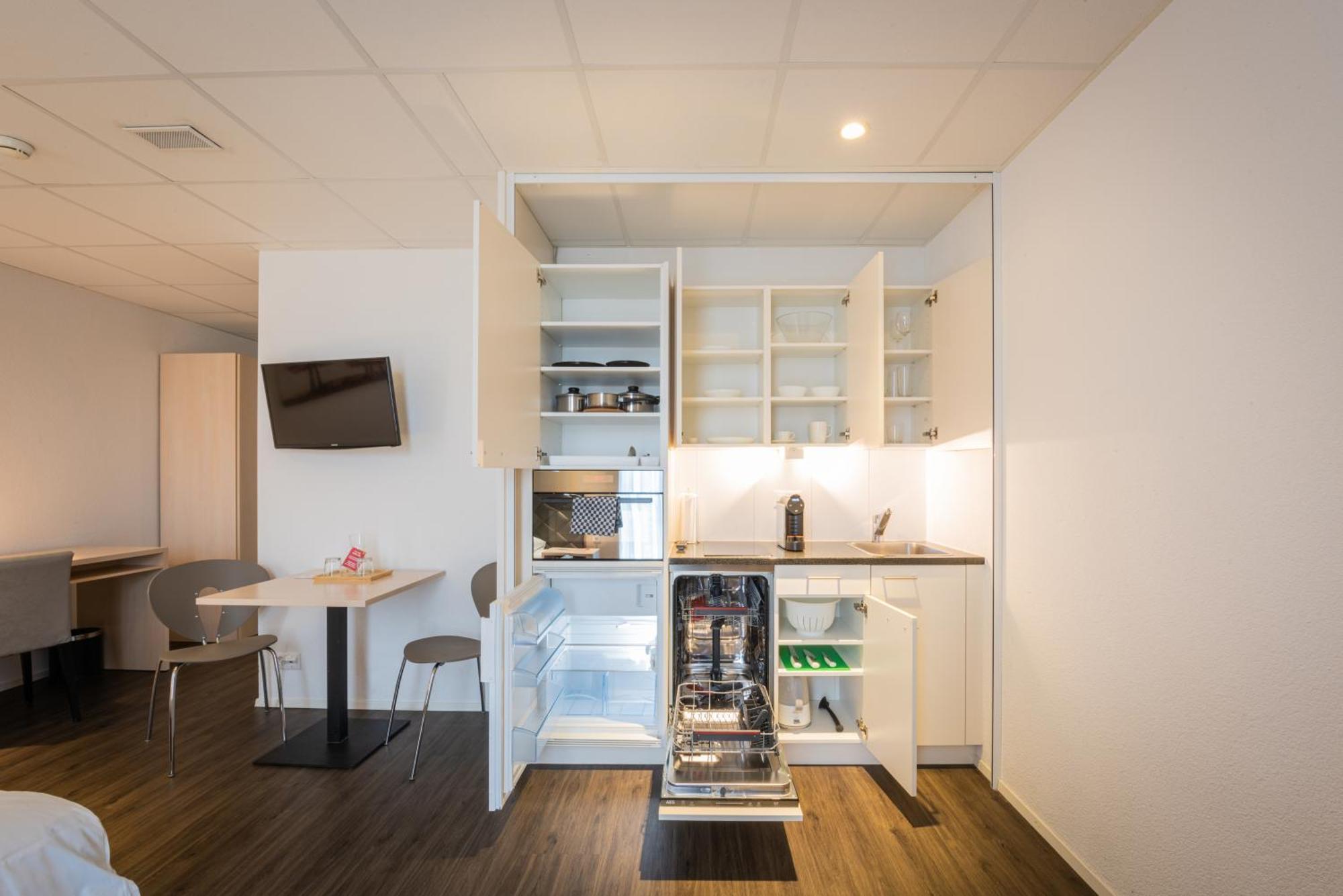 Los Lorentes Apartments Bern Airport Belp Eksteriør bilde