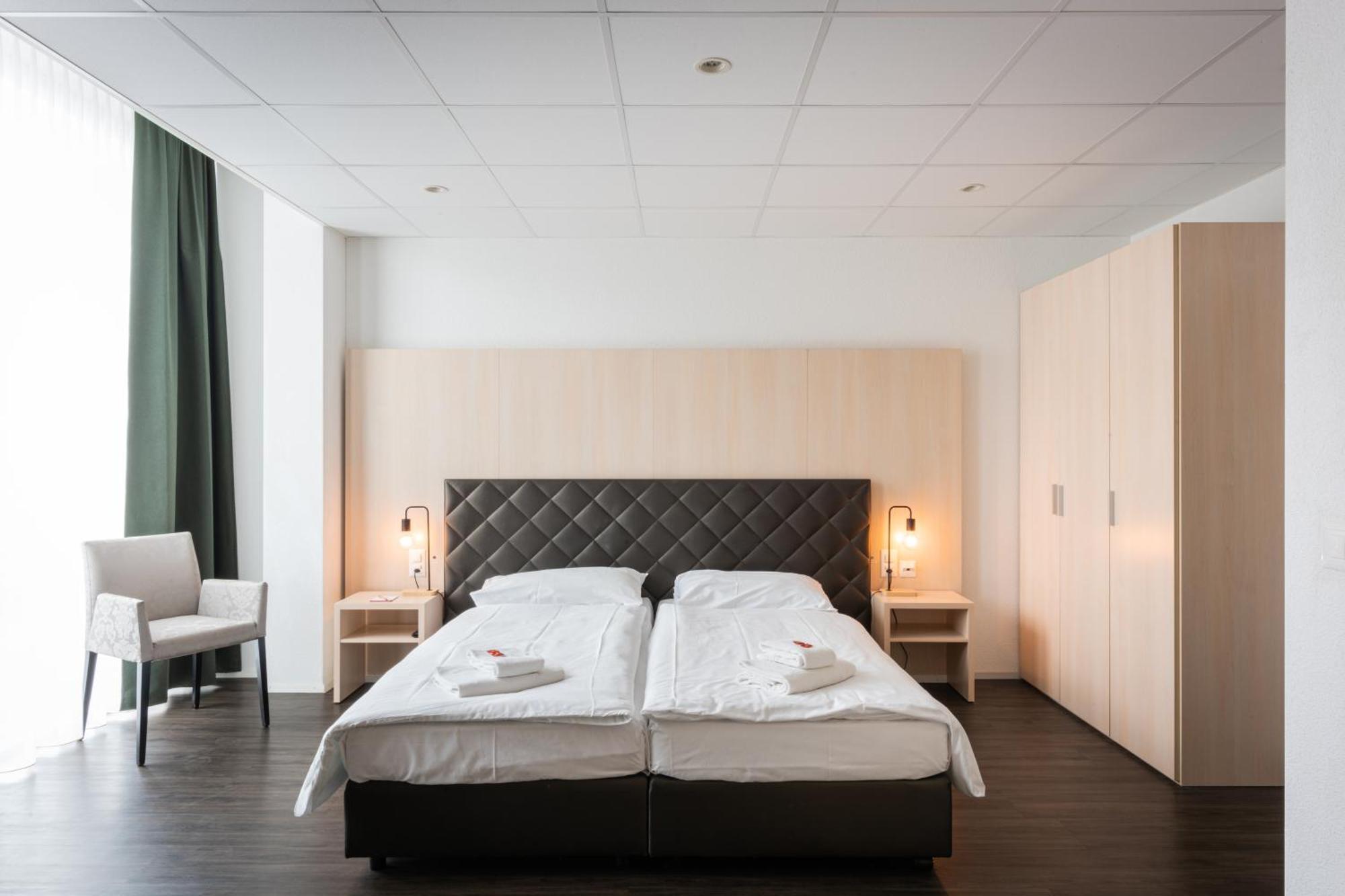 Los Lorentes Apartments Bern Airport Belp Eksteriør bilde
