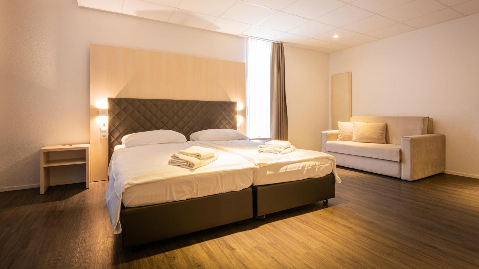 Los Lorentes Apartments Bern Airport Belp Eksteriør bilde