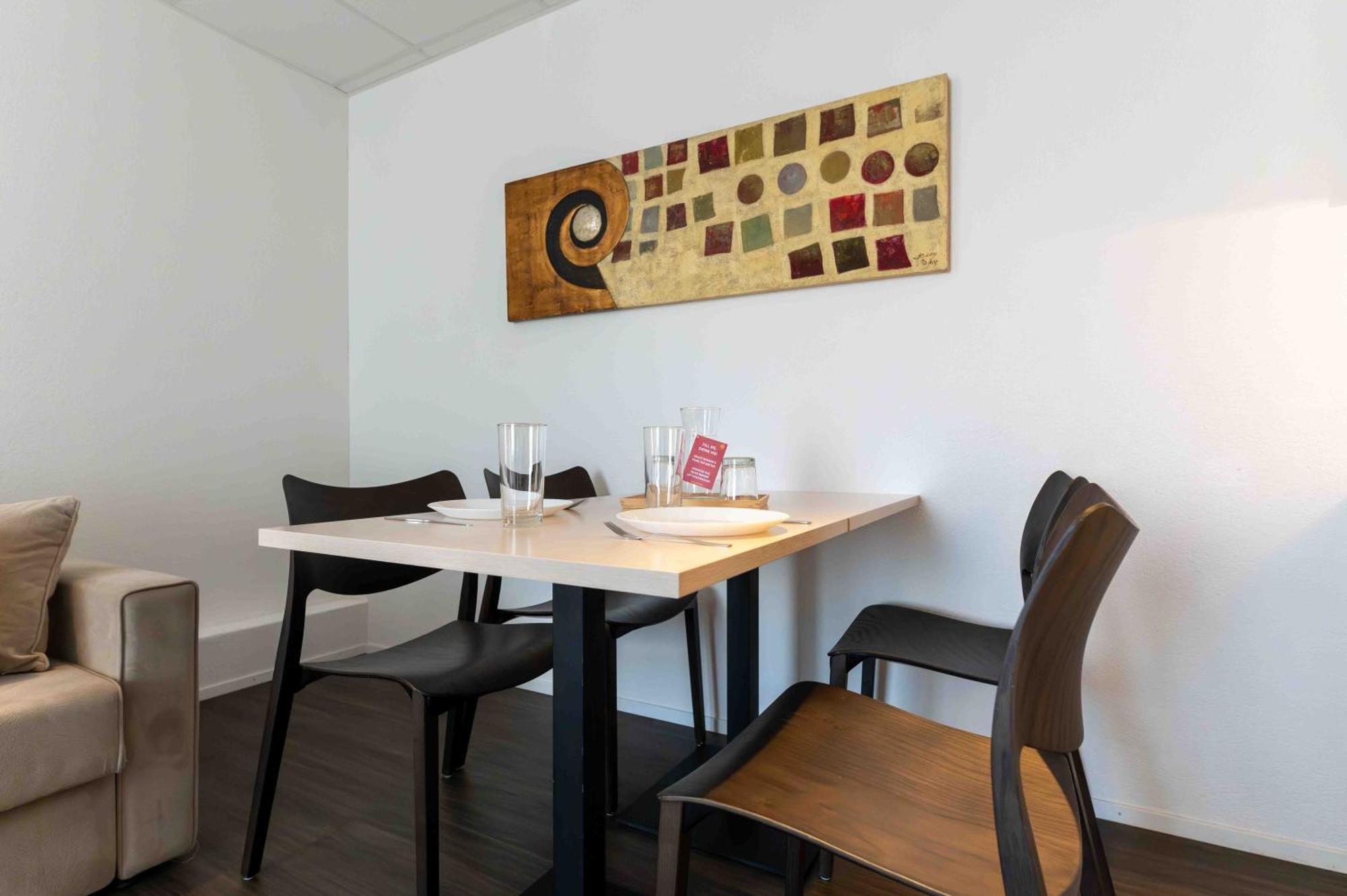 Los Lorentes Apartments Bern Airport Belp Eksteriør bilde